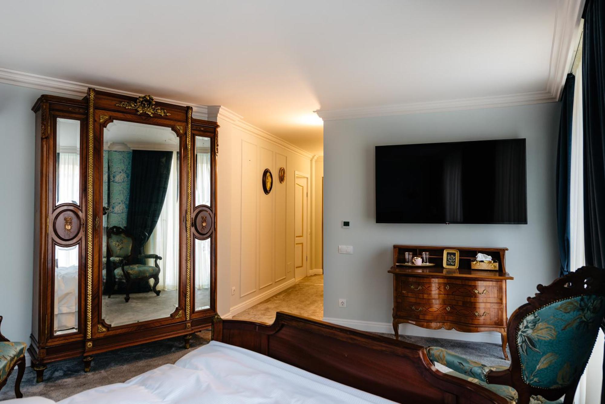 Ateneea Luxury Rooms Cluj-Napoca Exterior photo